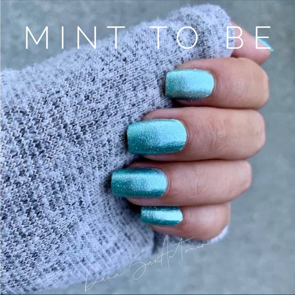 *Retired, HTF* Color Street: Mint to Be | Shimmer Green Spring Pastel Summer - Picture 6 of 11